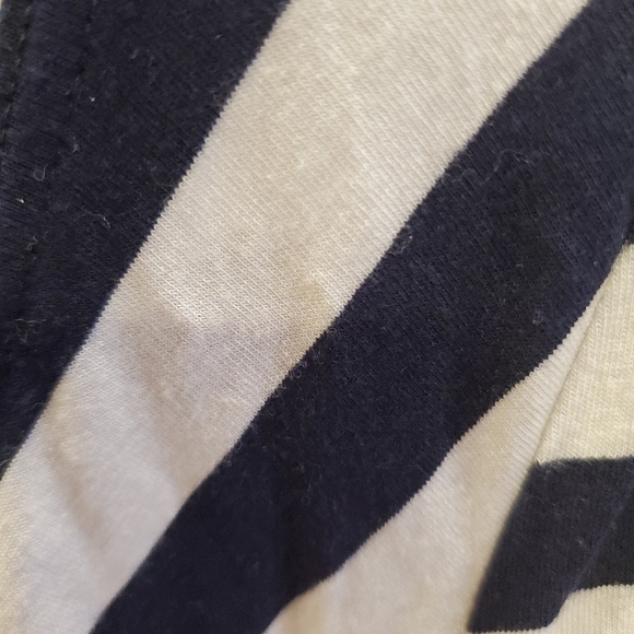 Nursing top - Picture 2 of 2